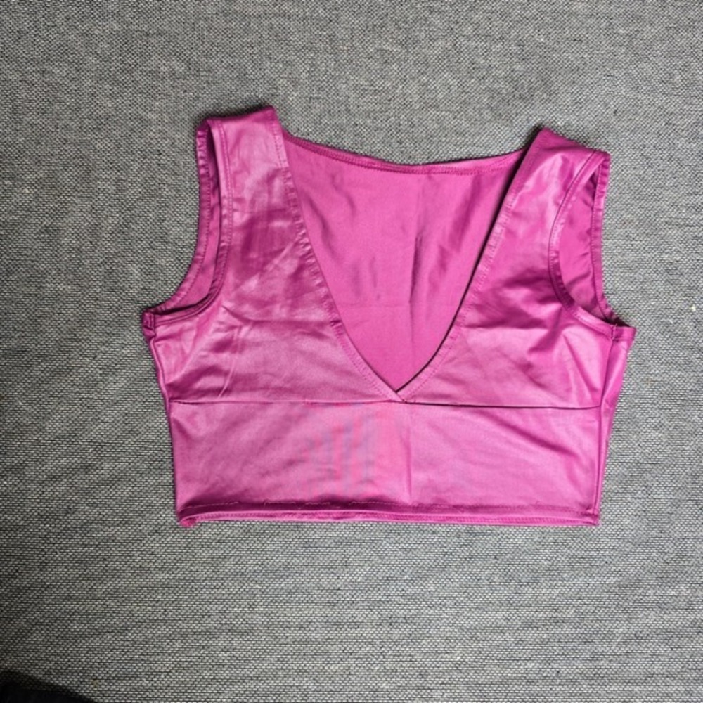 Magenta Pink Faux Leather V-Neck Crop Top‎ Sleeveless Metallic Festival Tank